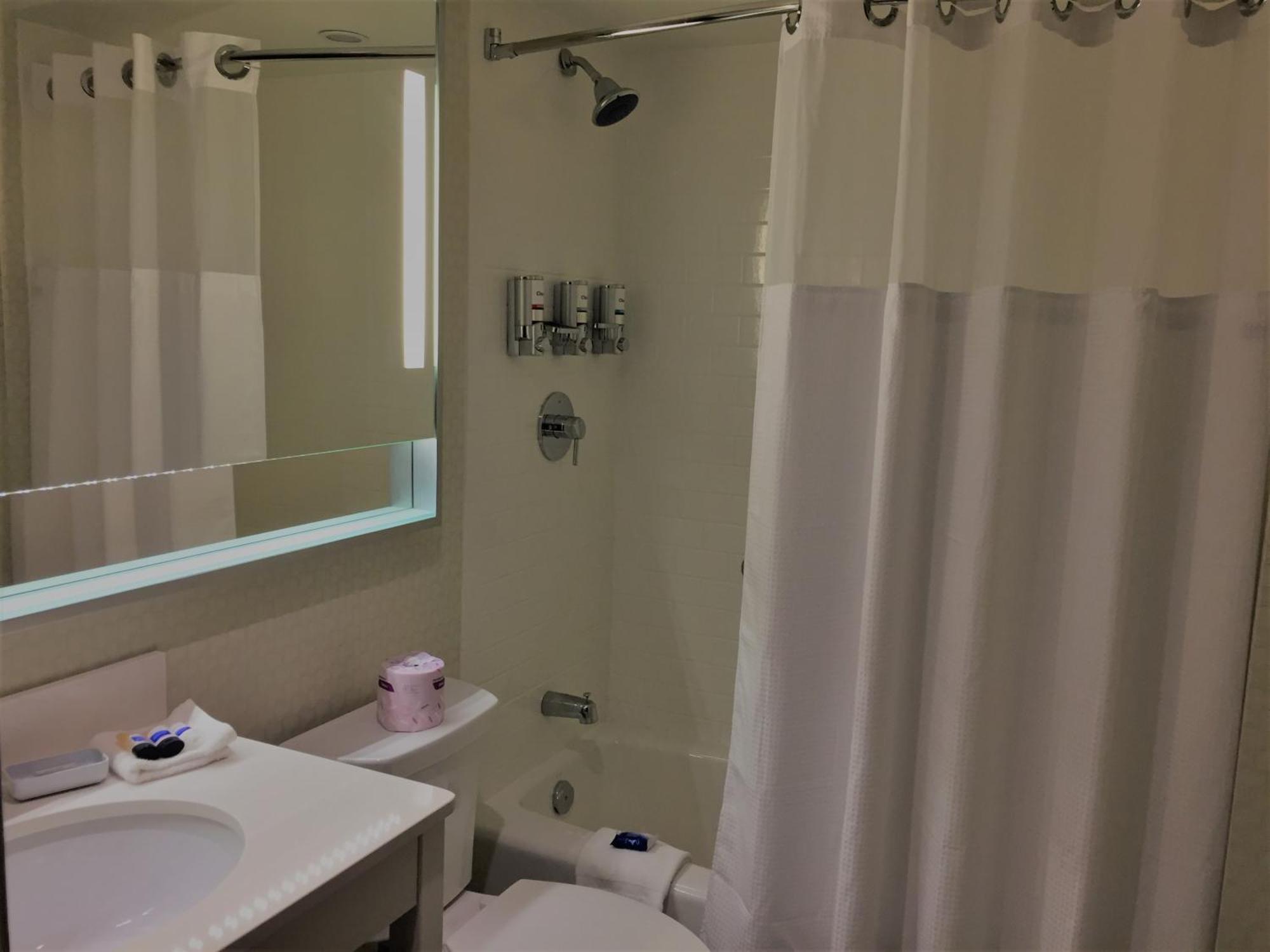 Waterloo Suites Hotel, Trademark Collection By Wyndham Екстер'єр фото